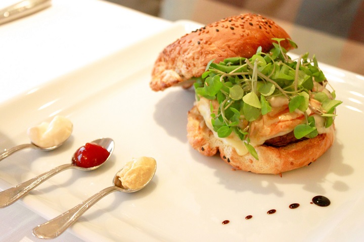 Hambúrguer de Mignon e Mozzarella