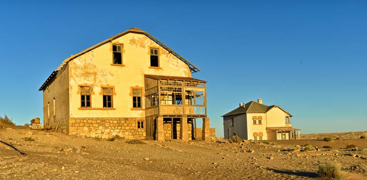 Mais uma casa abandonada I Hannes Vos