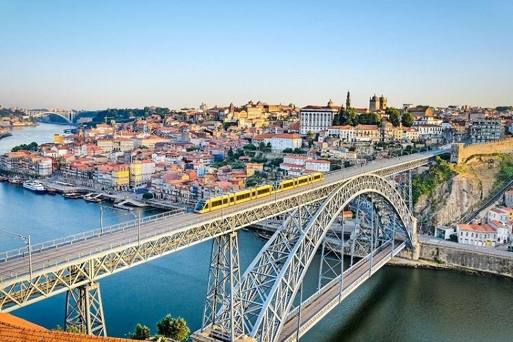 conhecer o Porto