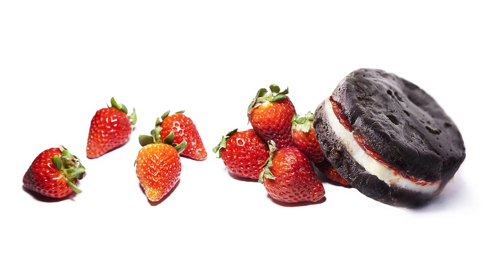 Casal Garcia - Bem-casado de brownie com ganache com morango (2)