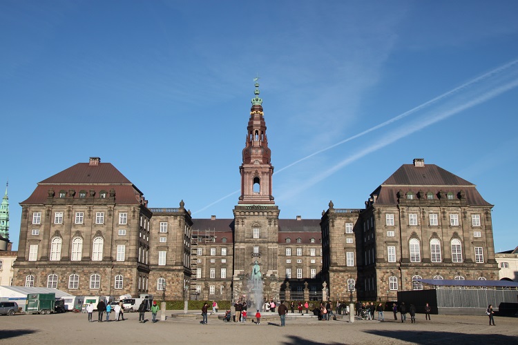 christiansborg_copenhagen