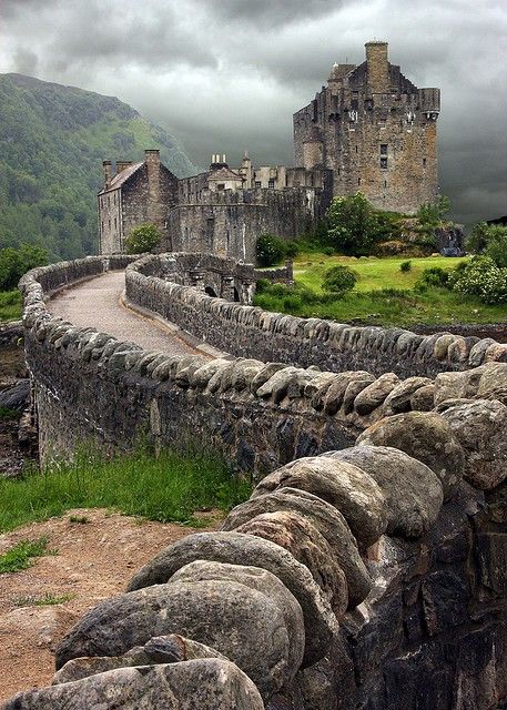 Eilean Donan Castle, Scotland1