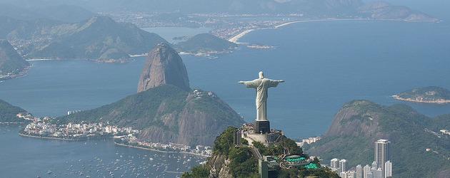 Estátua do Cristo Redentor e os morros da Urca e Pão de Açúcar - Rio de Janeiro - Brasil - Foto: Fernando Maia