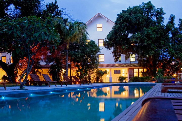 Hotel Santa Teresa 1.fachada m