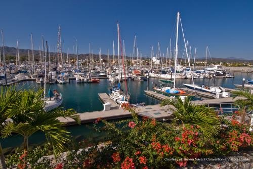 MarinaRivieraNayarit_atLaCruz1