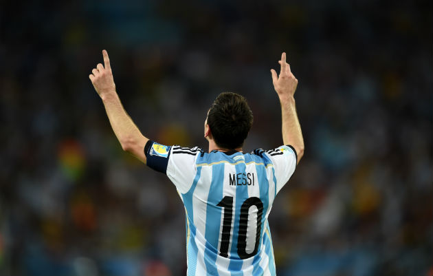 Messi marcou um gol digno de Maracanã. Foto: Getty Images