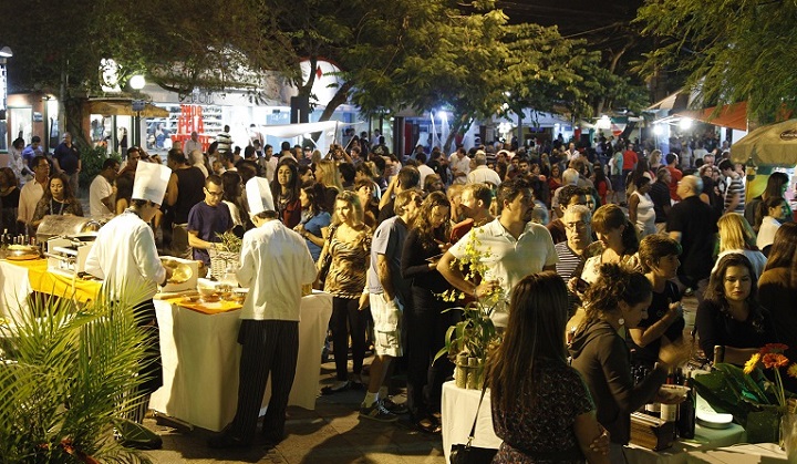 Movimento na Rua das Pedras. Foto: Fabio Rossi