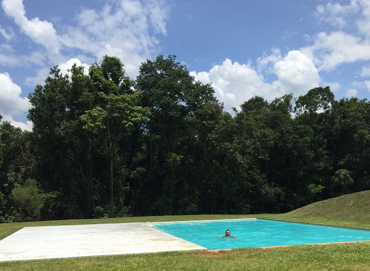 Piscina, obra de Jorge Macchi.