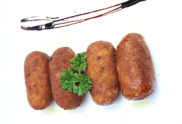 Pra Vadiar Botequim Italioca - Croquete de risoto à bolonhesa. Foto: Sérgio Cardoso