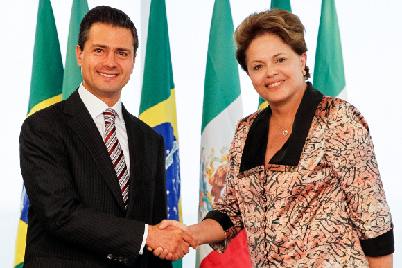 Presidenta Dilma Rousseff durante encontro com o Sr. Enrique Peña Nieto, Presidente eleito do México no Palácio do Planalto. 