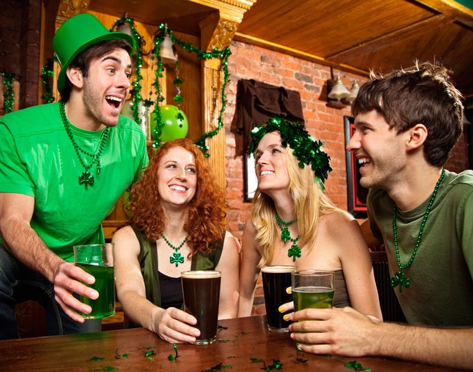 St_-Patrick_s-Day-at-a-pub