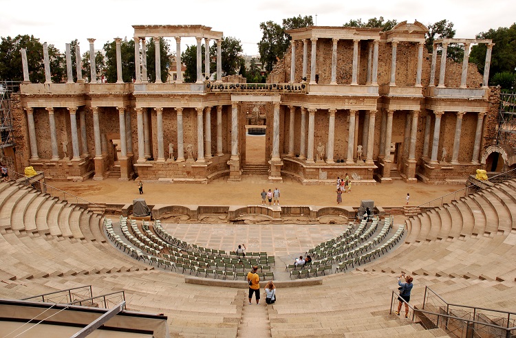 Teatro_Romano_de_Mérida_(Badajoz,_España)_02