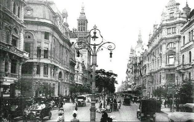 Avenida Rio Branco em 1900