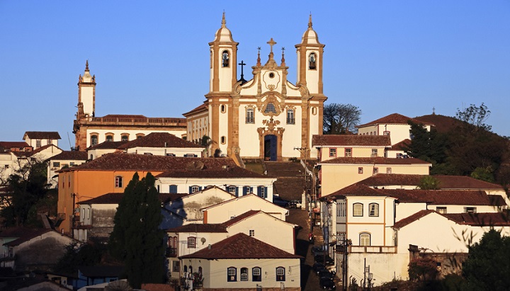 galeria-ouro-preto-igreja-ns-s-carmo-credito-thinkstock