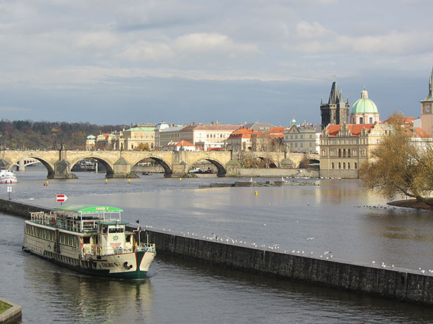 goldenes-prag-616