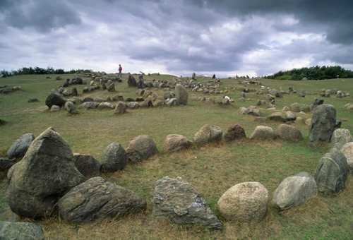 lindholm-viking-cemetery 500