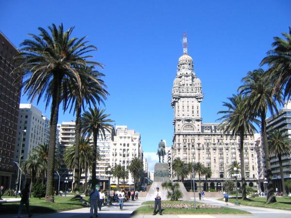 plaza-independencia Montevideo