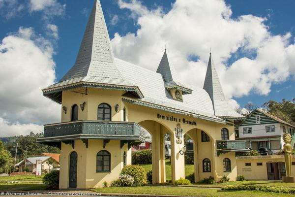 portico-taquaras-rs GRAMADO