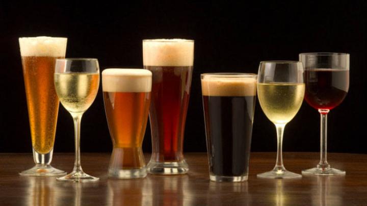 copo-e-taca-de-cerveja