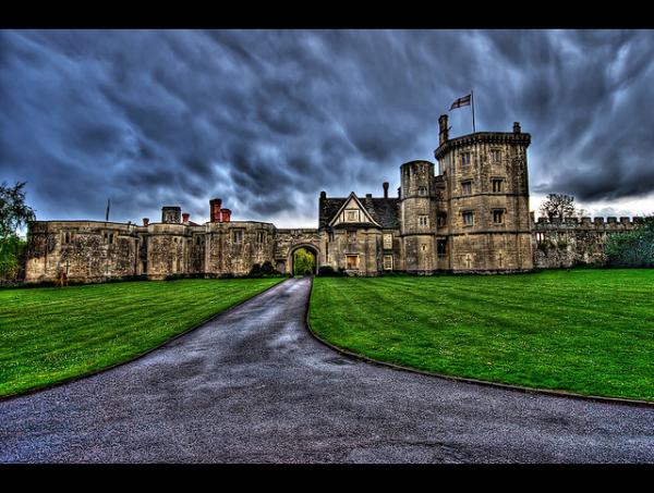 thornburycastle.co.uk